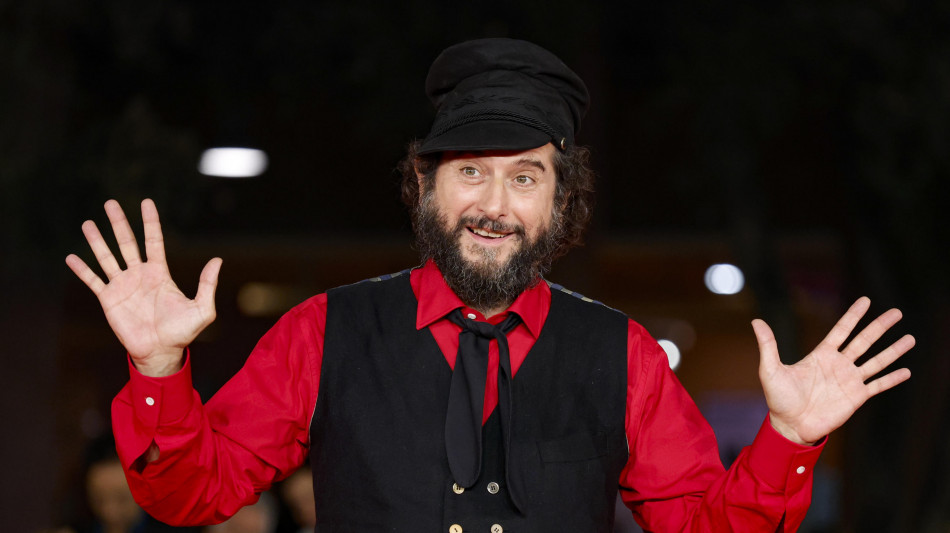 Vinicio Capossela ripercorre l'esecuzione integrale del Ballo di San Vito