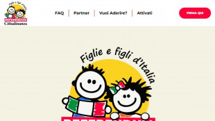 Referendum, ieri raccolte 155mila firme, &egrave; record