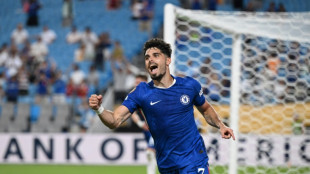 Chelsea overcome Club World Cup weather delay, set up Palmeiras quarter-final