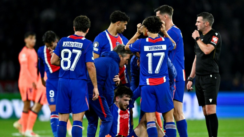  PSG winger Kvaratskhelia's season in doubt after torn ACL 