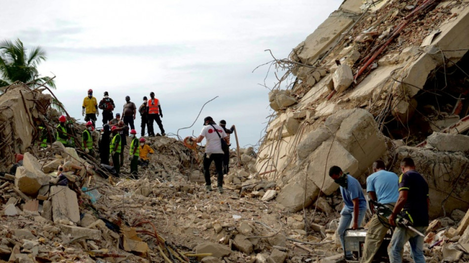 Venezuela quake tragedy threatens to set back democratic transition 