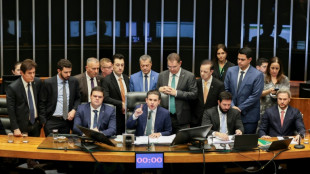Diputados brasile&ntilde;os aprueban una ley para reducir la pena de Bolsonaro en una sesi&oacute;n ca&oacute;tica
