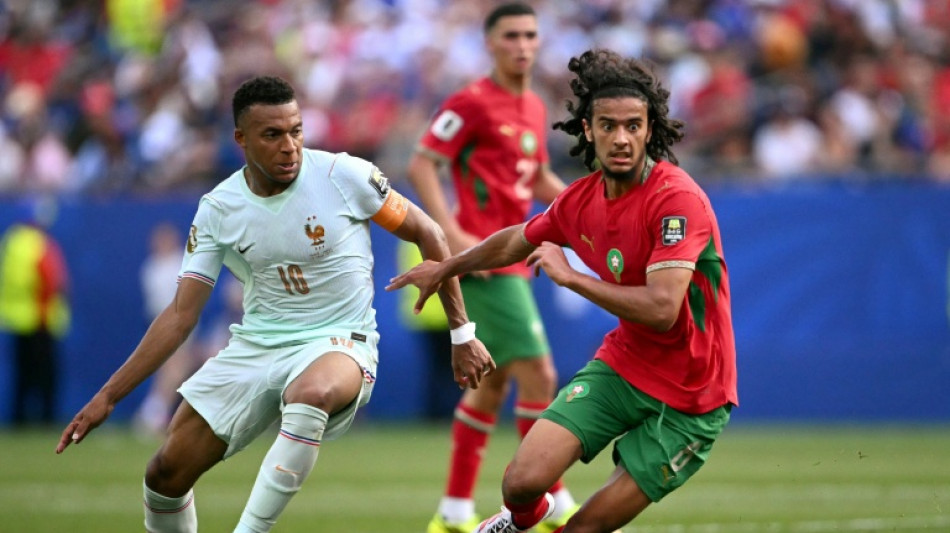 Man City sign Lille's Bouaddi for 100 mn euros 