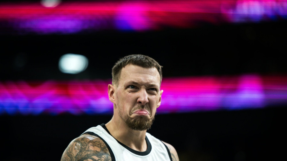 Ausgeschlafen nach Feueralarm: Basketballer schlagen Schweden