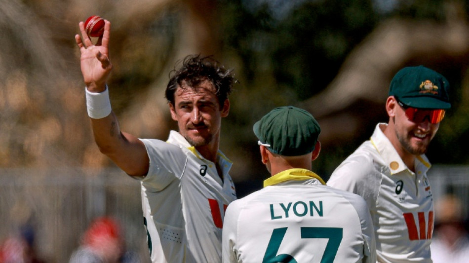  Starc takes 5-11 to leave Bangladesh reeling in 2nd Test  
