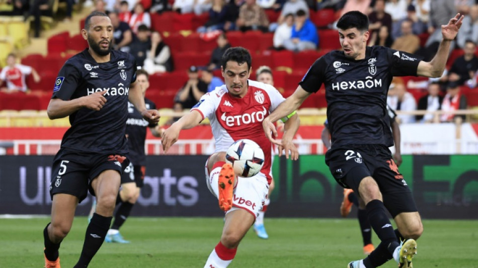 El exsevillista Ben Yedder, condenado a seis meses de c&aacute;rcel por fraude fiscal