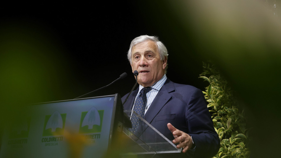 Tajani, Adam verrà in Italia, forse operato l'11 giugno