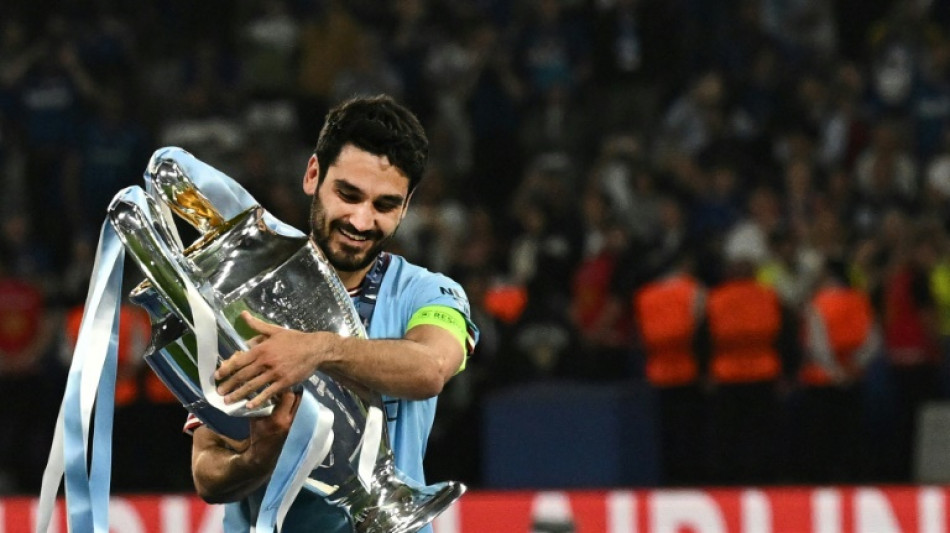 G&uuml;ndogan regresa al Manchester City procedente del Barcelona