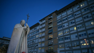 Le pape Fran&ccedil;ois dans un "&eacute;tat critique", son "pronostic est actuellement r&eacute;serv&eacute;"