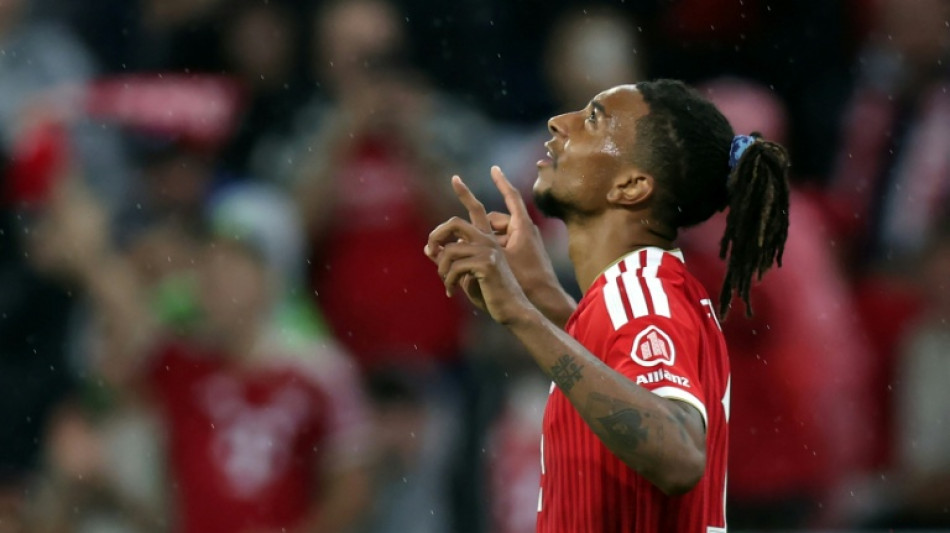  Bayern de Munique goleia Stuttgart (5-1) na abertura da Bundesliga 