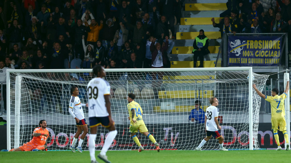 Calcio: Lecce; si ferma anche l'attaccante Guebbels