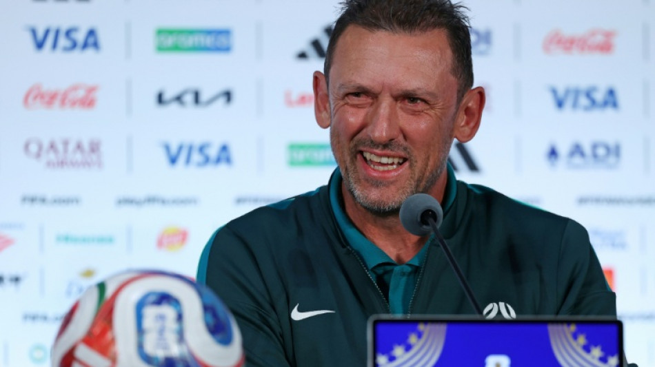  Australia stand by under-fire Popovic after World Cup exit 