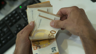 Abi-Cerved, in aumento i crediti deteriorati , pesa incertezza geopolitica e pil debole