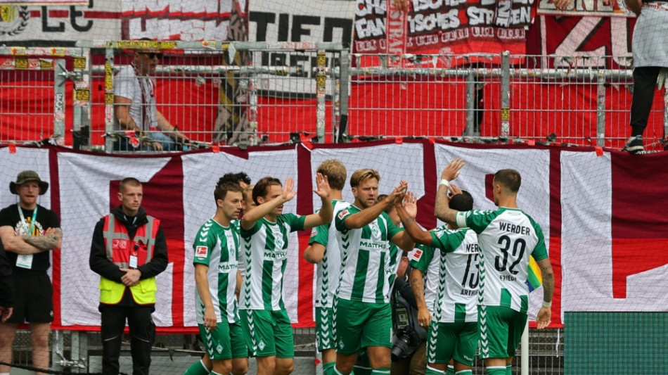  F&uuml;llkrug trifft: Werder ringt Leipzig nieder 