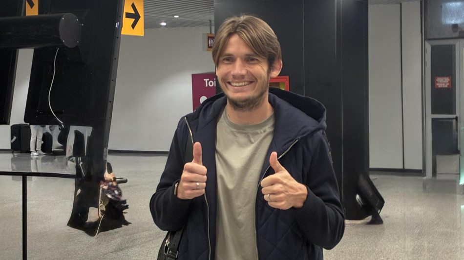  Calcio: De Roon torna sul dito medio alla Roma, 'post che non avevo autorizzato' 