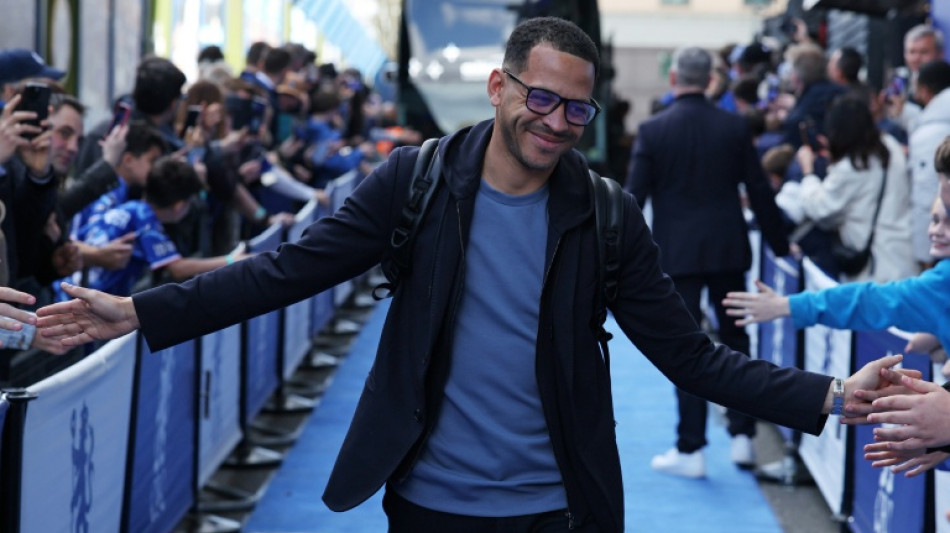  Paris FC confirm Rosenior taking over as coach  