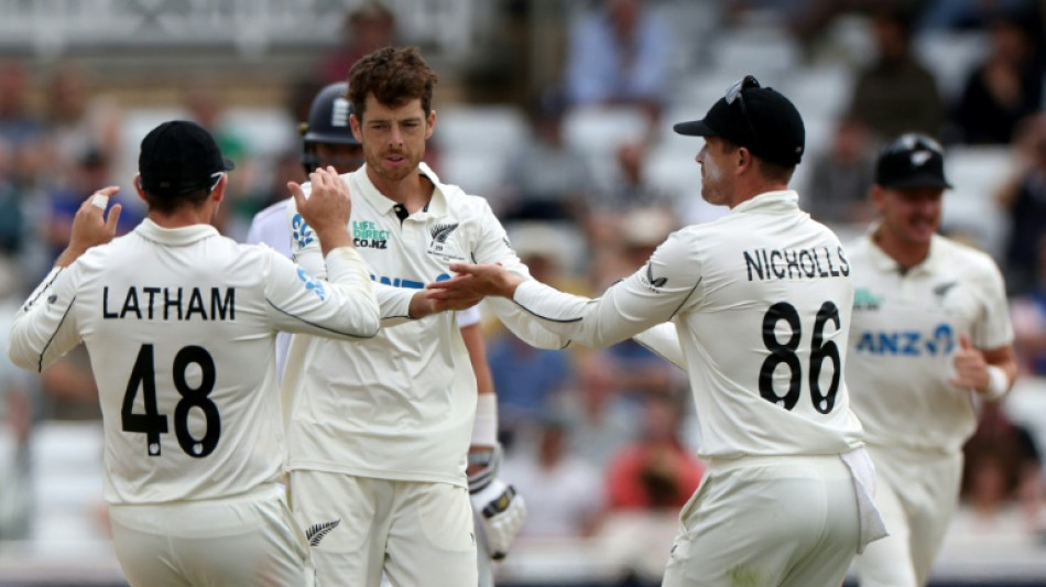  Santner strikes as New Zealand eye England series win 