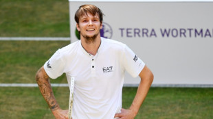 Bublik logra su primer t&iacute;tulo ATP 500 al derrotar a Rublev en Halle