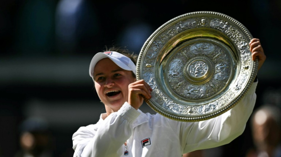 Krejcikova vence Paolini e &eacute; campe&atilde; de Wimbledon, seu 2&ordm; t&iacute;tulo de Grand Slam