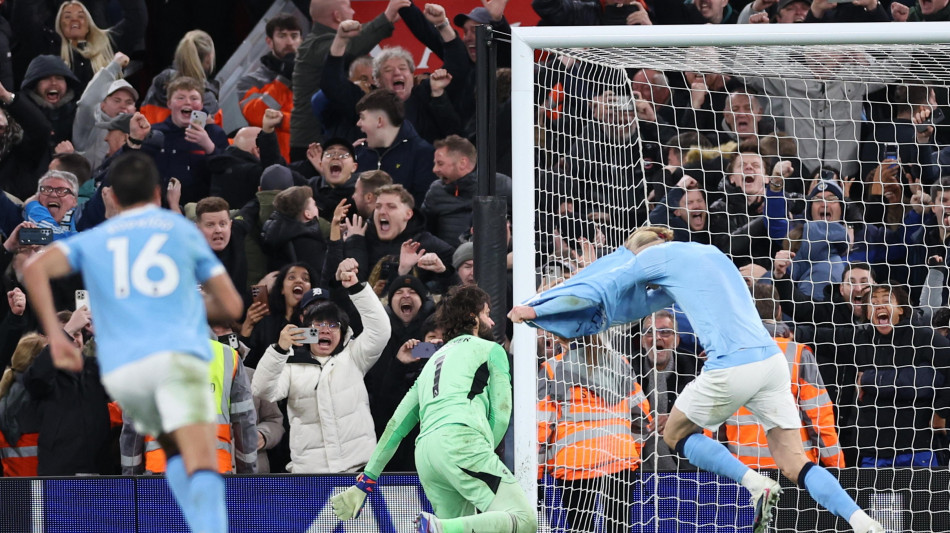 Premier: il City vince in rimonta in casa del Liverpool e torna in corsa per il titolo