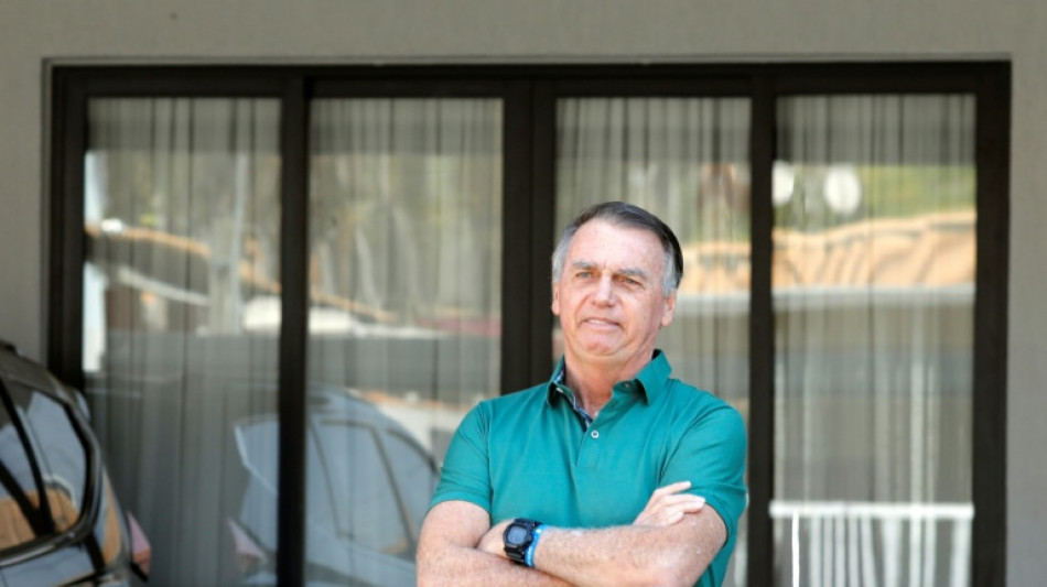  Jair Bolsonaro é condenado por golpe de Estado 