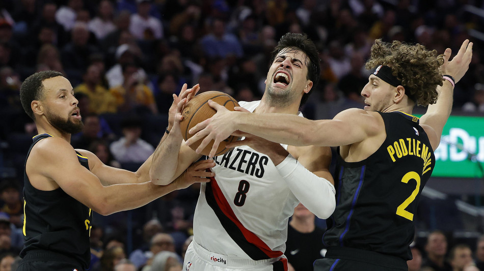 Nba: play-in, Portland e Charlotte eliminano Phoenix e Miami