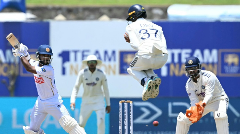  India four wickets away from victory in Sri Lanka Test 