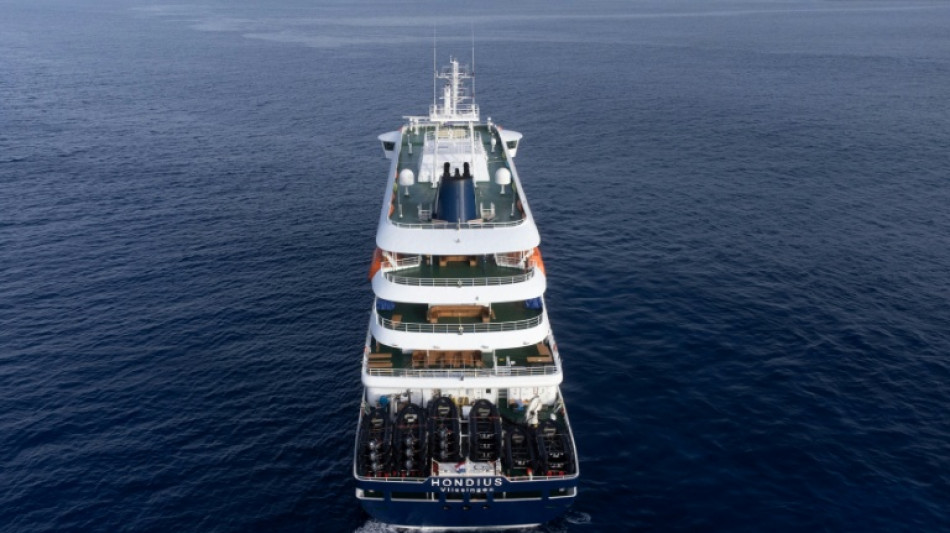  30 passengers left hantavirus ship in Saint Helena: cruise operator 