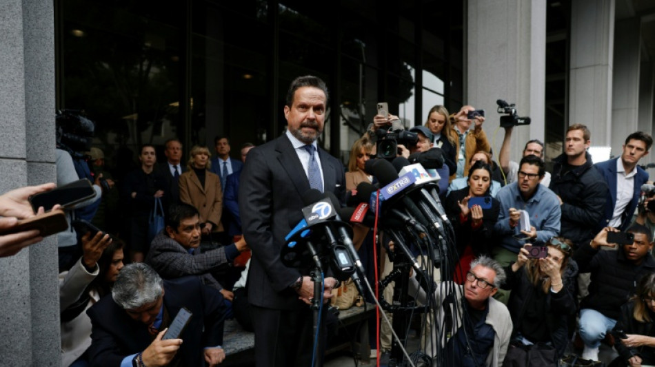  El hijo del cineasta Rob Reiner comparece por primera vez en la corte por parricidio 