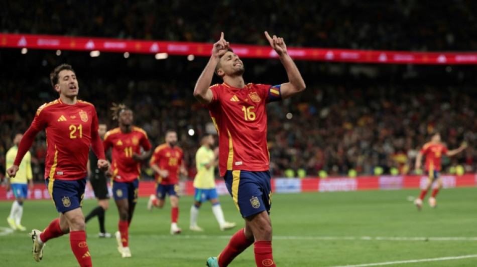 Regresa la 'vieja' Eurocopa con una Espa&ntilde;a de perfil bajo al asalto