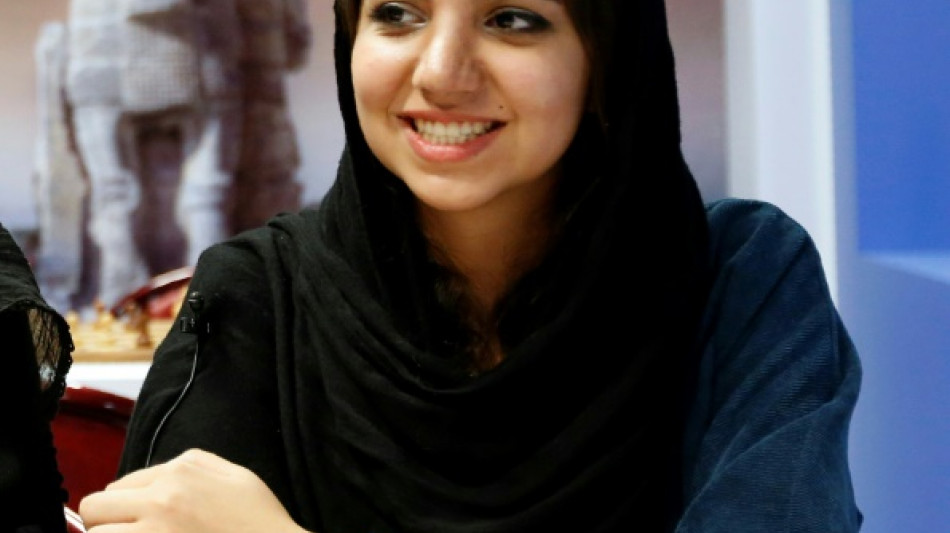 Con velo "no soy yo", dice la ajedrecista iran&iacute; exiliada en Espa&ntilde;a