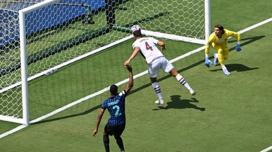 La FIFA reflexiona sobre una evoluci&oacute;n de la regla del fuera de juego