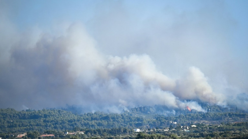 Un incendie parcourt 600 hectares dans un secteur touristique de l'Aude
