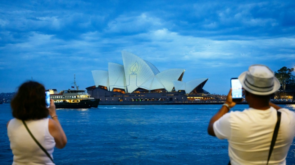  Australia mourns in candlelight for Bondi Beach shooting victims 