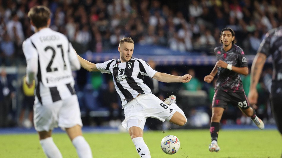 Calcio: Juve; stop Koopmeiners, c'&egrave; frattura alla seconda costa
