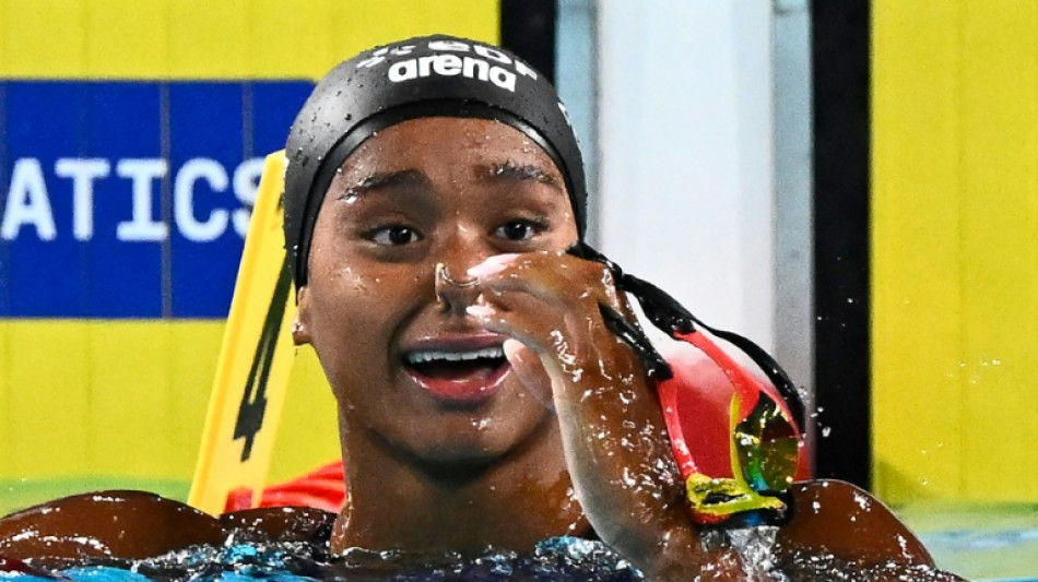  Italian teen Curtis&nbsp;breaks women's 50m backstroke world record for second time 