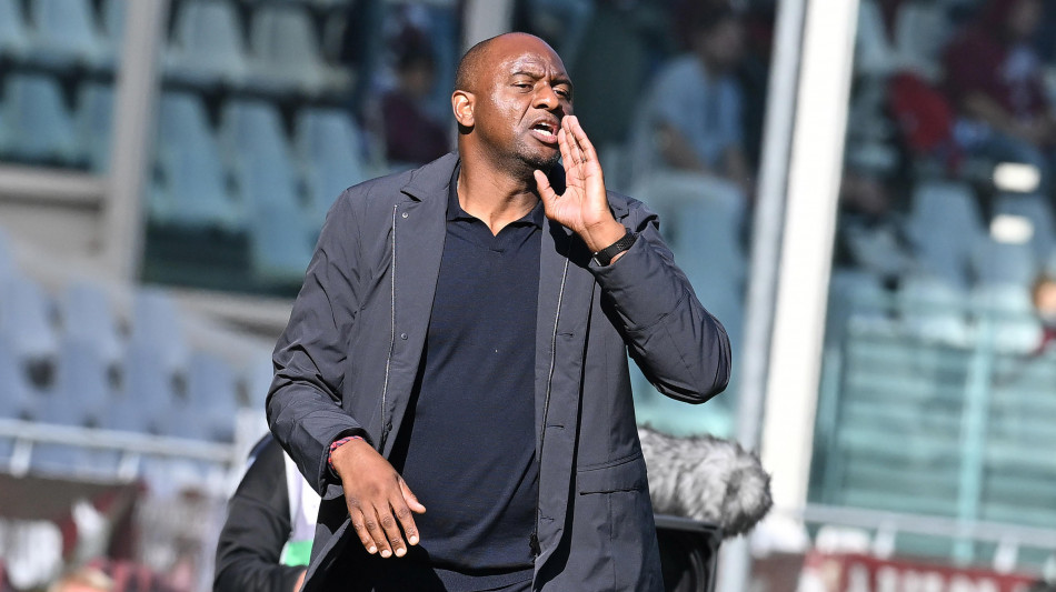 Il Genoa ufficializza, Vieira non è più l'allenatore