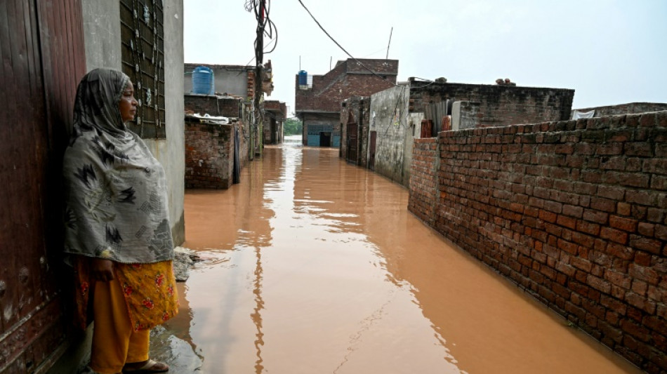  D'abord la pollution et maintenant les inondations, pas de répit pour les Pakistanais 