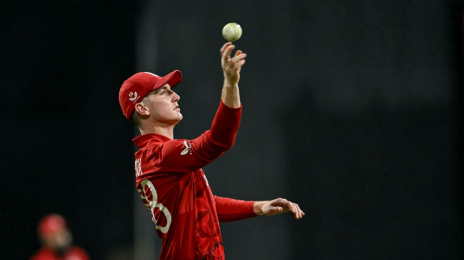  Uncapped Coles named in England's T20 squad to face India 