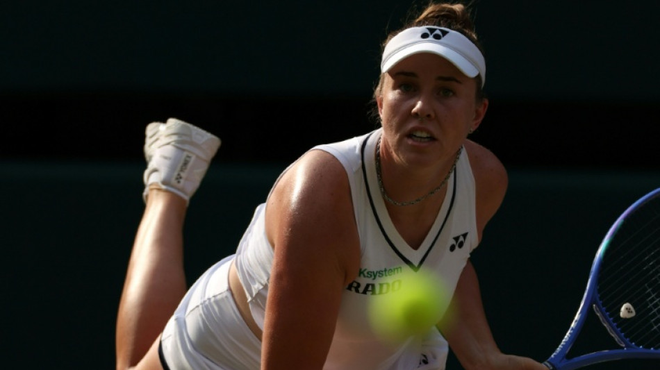  Piercing, matcha rituals lead Noskova in Kvitova's footsteps 