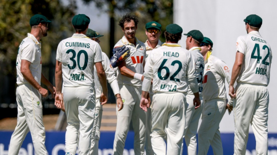  Starc strikes as Bangladesh struggle to stay alive in 2nd Test 