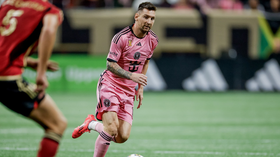 Calcio: Mls, Messi segna gran gol e poi insulta l'arbitro