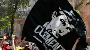 Des milliers de manifestants &agrave; Paris en m&eacute;moire d'un militant antifasciste tu&eacute; il y a dix ans